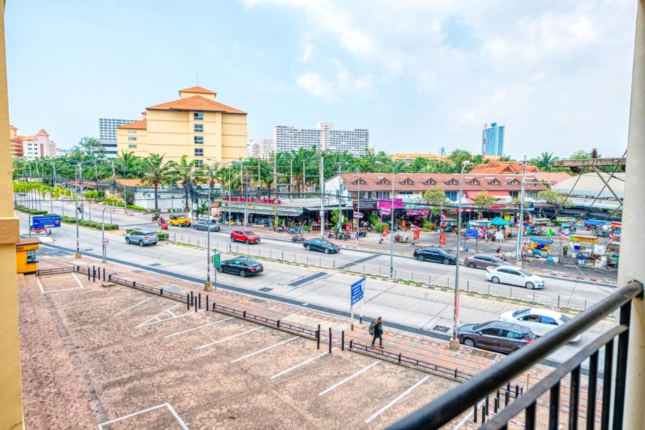 Scandia Beach Hotel Jomtien Beach Eksteriør billede